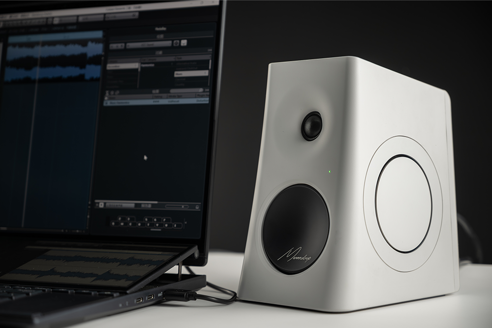 White MOONDROP MM3A active speaker pair — close-up